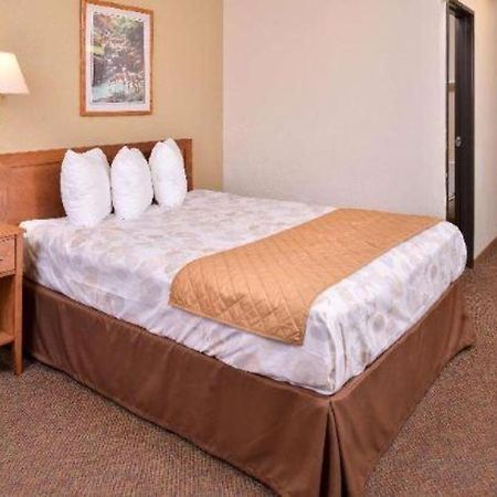 Americas Best Value Inn Missouri Valley Exteriör bild