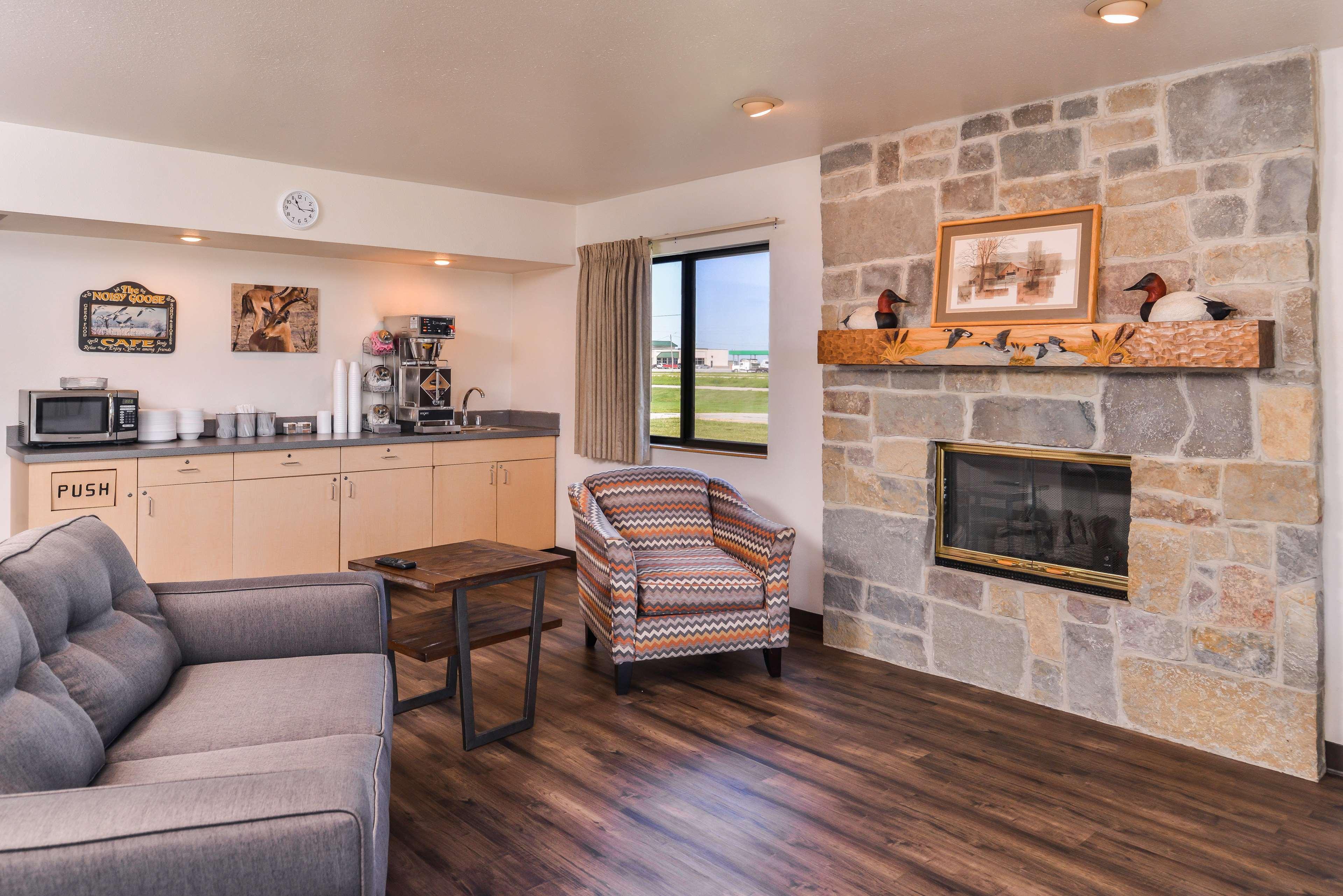Americas Best Value Inn Missouri Valley Exteriör bild