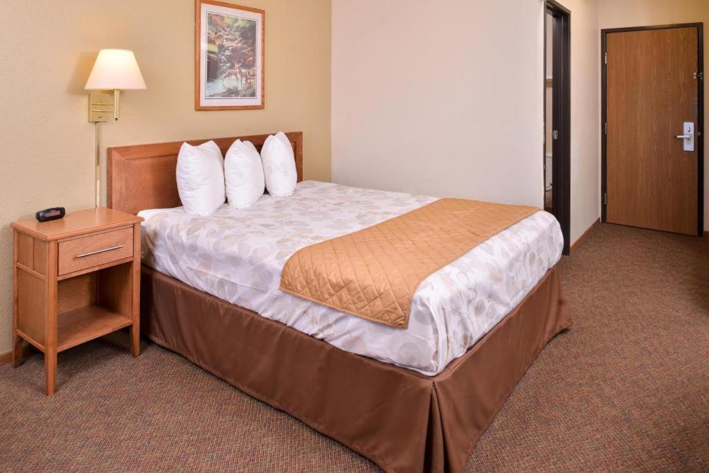Americas Best Value Inn Missouri Valley Exteriör bild