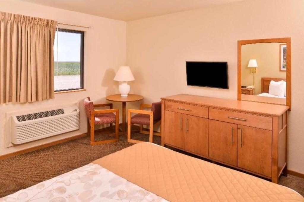 Americas Best Value Inn Missouri Valley Exteriör bild