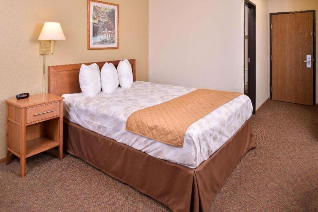 Americas Best Value Inn Missouri Valley Exteriör bild
