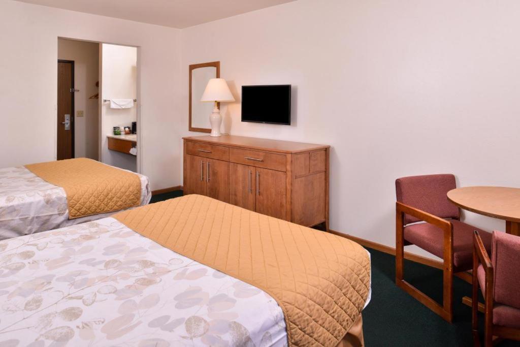 Americas Best Value Inn Missouri Valley Exteriör bild